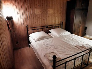 1 Schlafzimmer, Reisekinderbett, WLAN