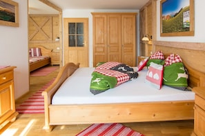 2 chambres, bureau, lit parapluie, Wi-Fi