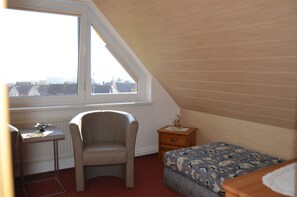 2 chambres, coffres-forts dans les chambres, lit parapluie, Wi-Fi