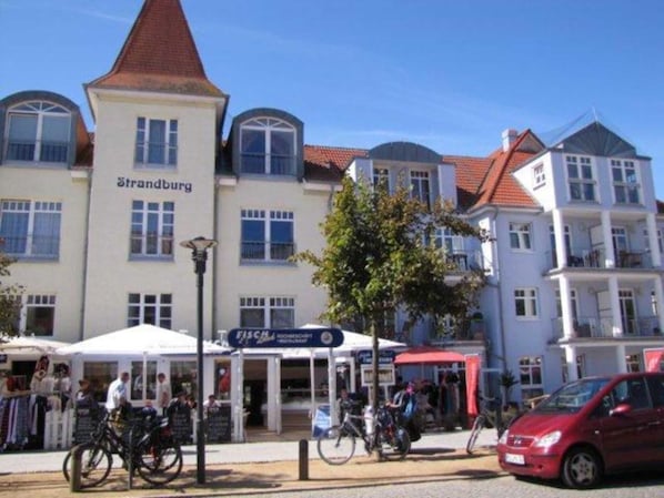 Esterni