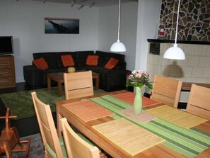 تناول الطعام