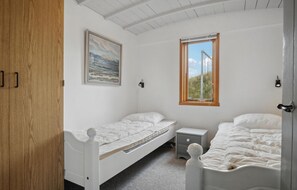 2 bedrooms, free WiFi