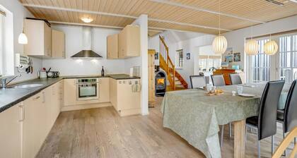 Gorgeous home in Spøttrup with sauna