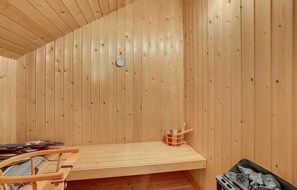 Sauna - Amazing home in Oksbøl with sauna (Oksbøl)