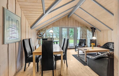 Amazing home in Oksbøl with sauna