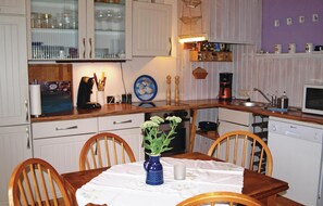 Kühlschrank, Herdplatte, Geschirrspüler