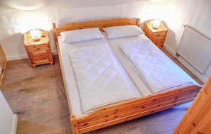 5 habitaciones, cuna de viaje, wifi y ropa de cama 