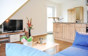 TV - FeWo Burg Rothenklempenow (Kaschow)