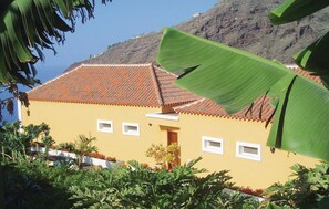 Esterni