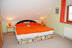 2 habitaciones, cuna de viaje, wifi y ropa de cama 