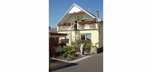 Holiday apartment with air conditioning and WLAN