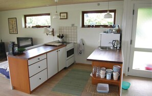 Fridge, stovetop, dishwasher, coffee/tea maker - Beautiful home in Humble with kitchen (Humble)