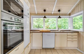 Refrigerador, microondas, parrilla de estufa y lavavajillas 