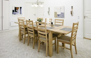 Dining - Nice home in Tarm with sauna (Tarm)