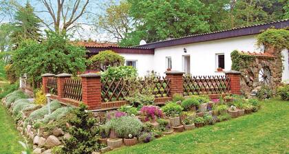 2 bedroom awesome home in Rubkow