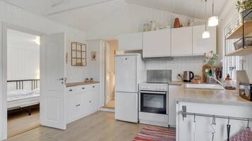Kühlschrank, Herdplatte, Geschirrspüler