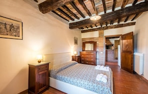 4 chambres, lit parapluie