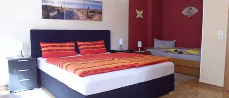 2 chambres, lit parapluie, Wi-Fi, draps fournis