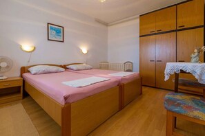 1 bedroom, WiFi - Holiday apartment with sea view (Dramalj)