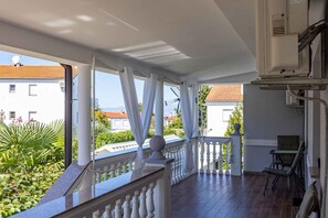 Interior - Studio with balcony and air conditioning (Malinska)