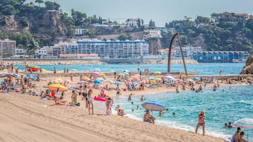 Vlak bij het strand, vissen
