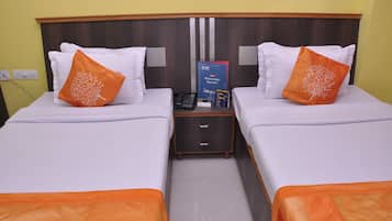 Deluxe kamer, uitzicht op de stad | Luxe beddengoed, een kluis op de kamer, individueel gedecoreerd