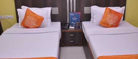 Deluxe kamer, uitzicht op de stad | Luxe beddengoed, een kluis op de kamer, individueel gedecoreerd