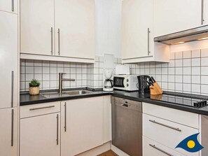 Fridge, microwave, dishwasher, coffee/tea maker