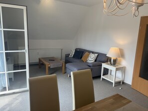 Télévision à écran plat