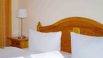 1 Schlafzimmer, Zimmersafe, WLAN, Bettwäsche