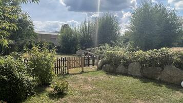 Enceinte de lâhĂ©bergement