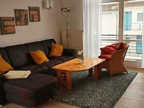TV - (35) 2-room apartment - apartment house Sanssouci (Kühlungsborn)