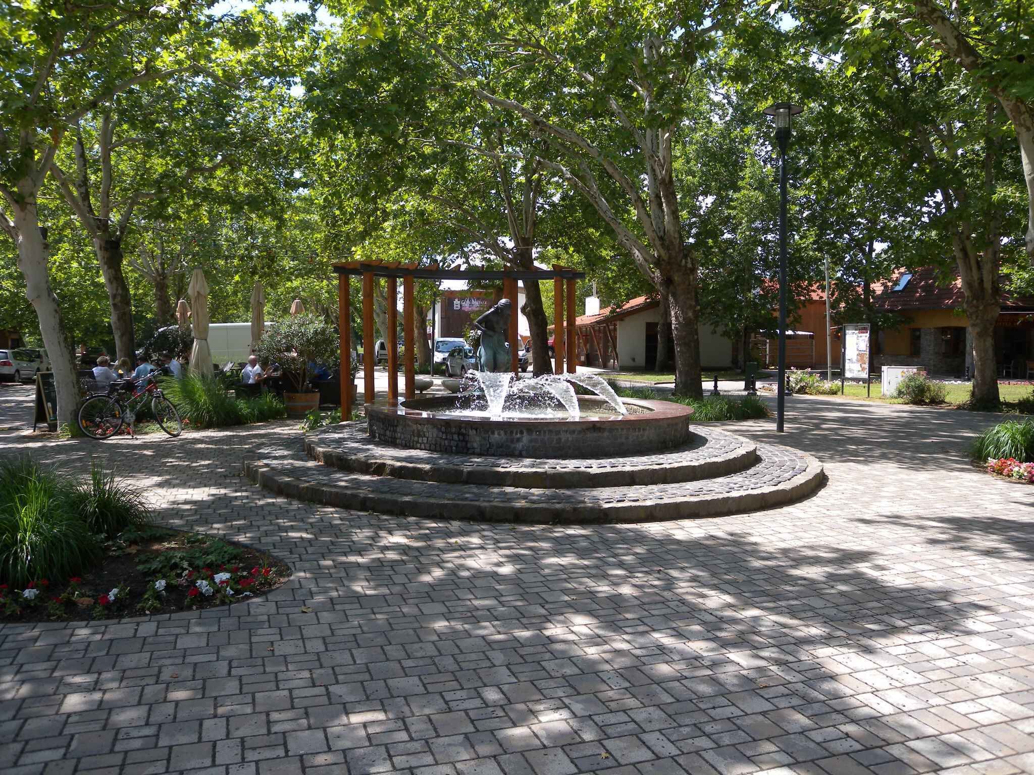 المنطقة المحيطة بالمنشأة