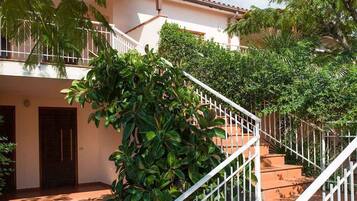 DĂ©tail de lâextĂ©rieur