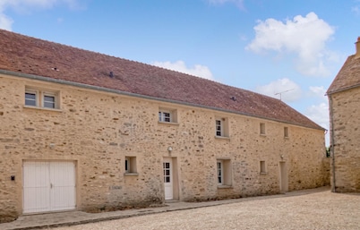 Lovely home in Vaudoy-en-Brie with WiFi