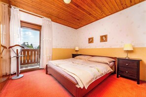 2 bedrooms