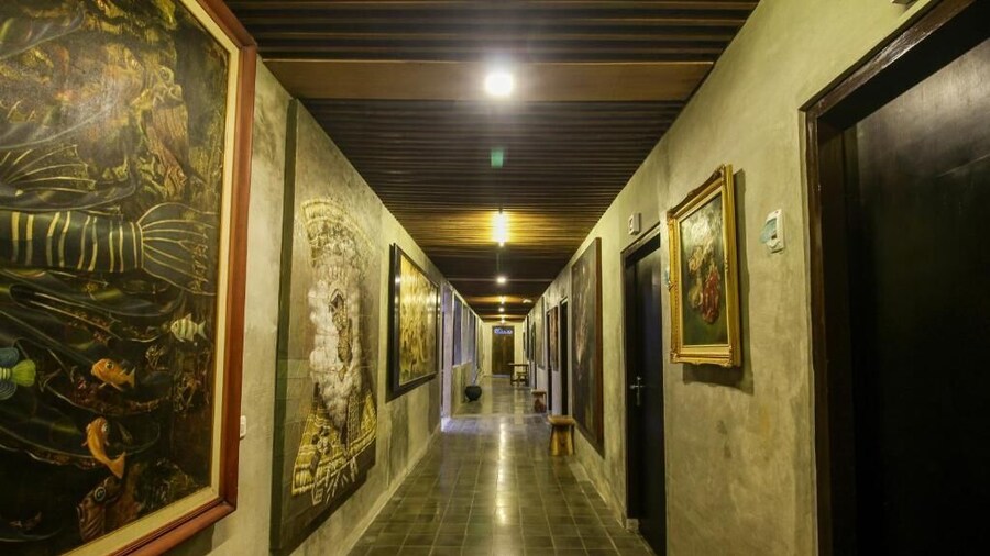 Watu Agung Guest House