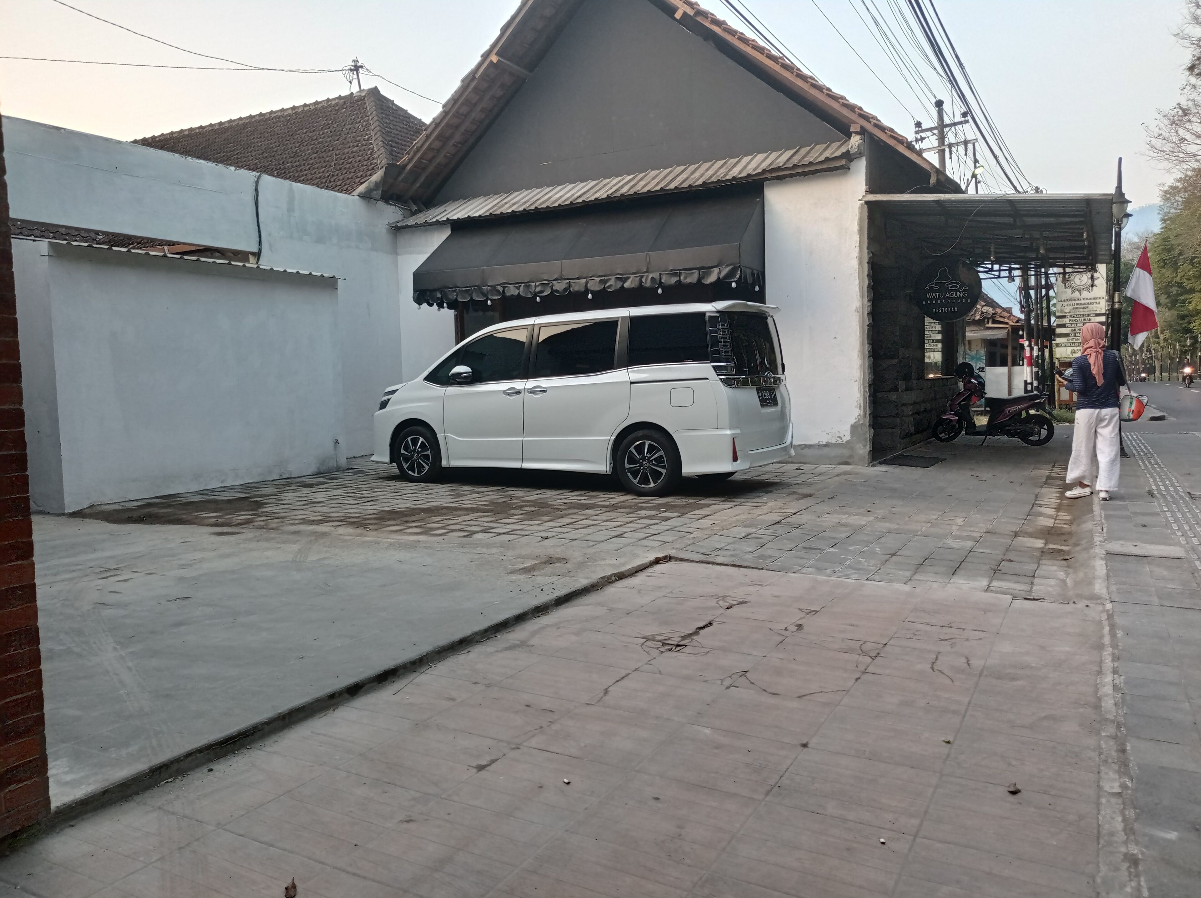 Free self-parking