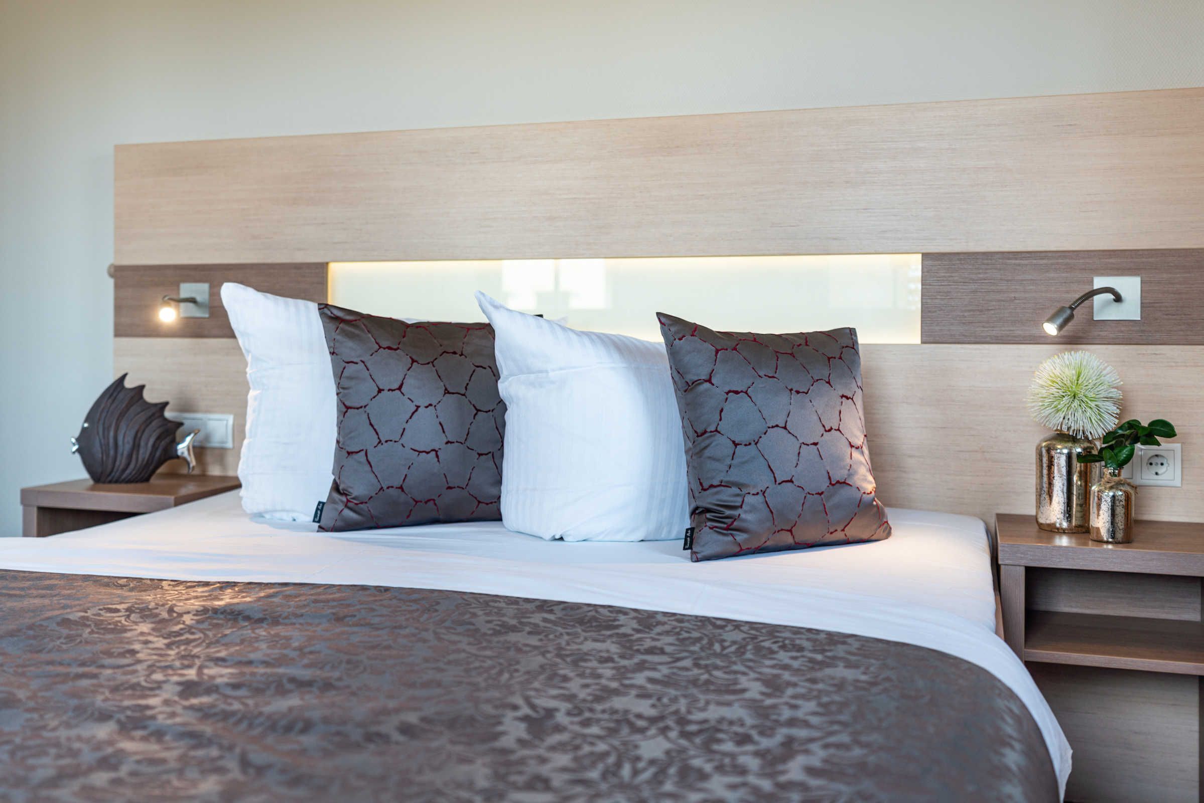 2 bedrooms, in-room safe, travel crib, WiFi