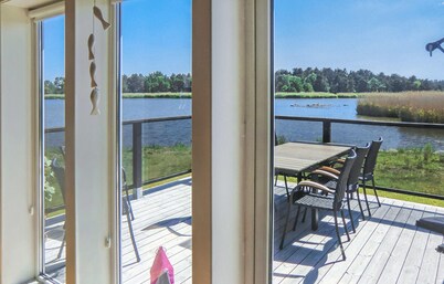 2 bedroom lovely home in Kalmar