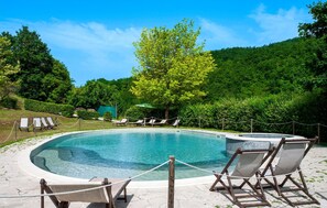 Pool - Gorgeous apartment in Apecchio PU (Apecchio PU)