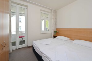 3 Schlafzimmer, Bügeleisen/Bügelbrett, Reisekinderbett, WLAN