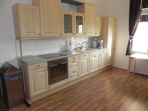 Kühlschrank, Ofen, Geschirrspüler