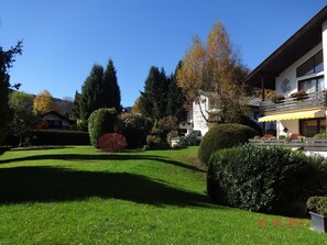 Unclassified image, 3 of 17, button - 3 room maisonette -, apartment no. 8 in the Dr. med. Gaertner plant (Bad Wiessee)