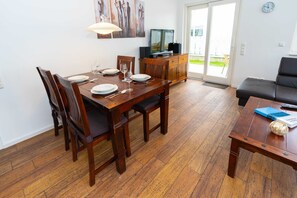 Unclassified image, 5 of 29, button - Komfort-Ferienwohnung Hansa - Comfort vacation apartment Hansa, close to the beach, Top (Binz)