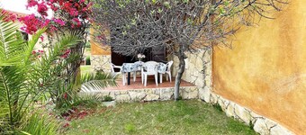 Holiday home with terrace, garden and barbecue