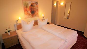 1 Schlafzimmer, Schreibtisch, Reisekinderbett, WLAN