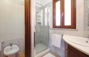Shower - 3 bedroom lovely home in Costa Rei -CA- (Costa Rei -CA-)