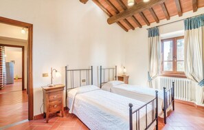 2 Schlafzimmer, Reisekinderbett, WLAN