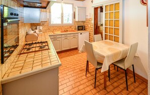 Refrigerador, microondas, parrilla de estufa y lavavajillas 